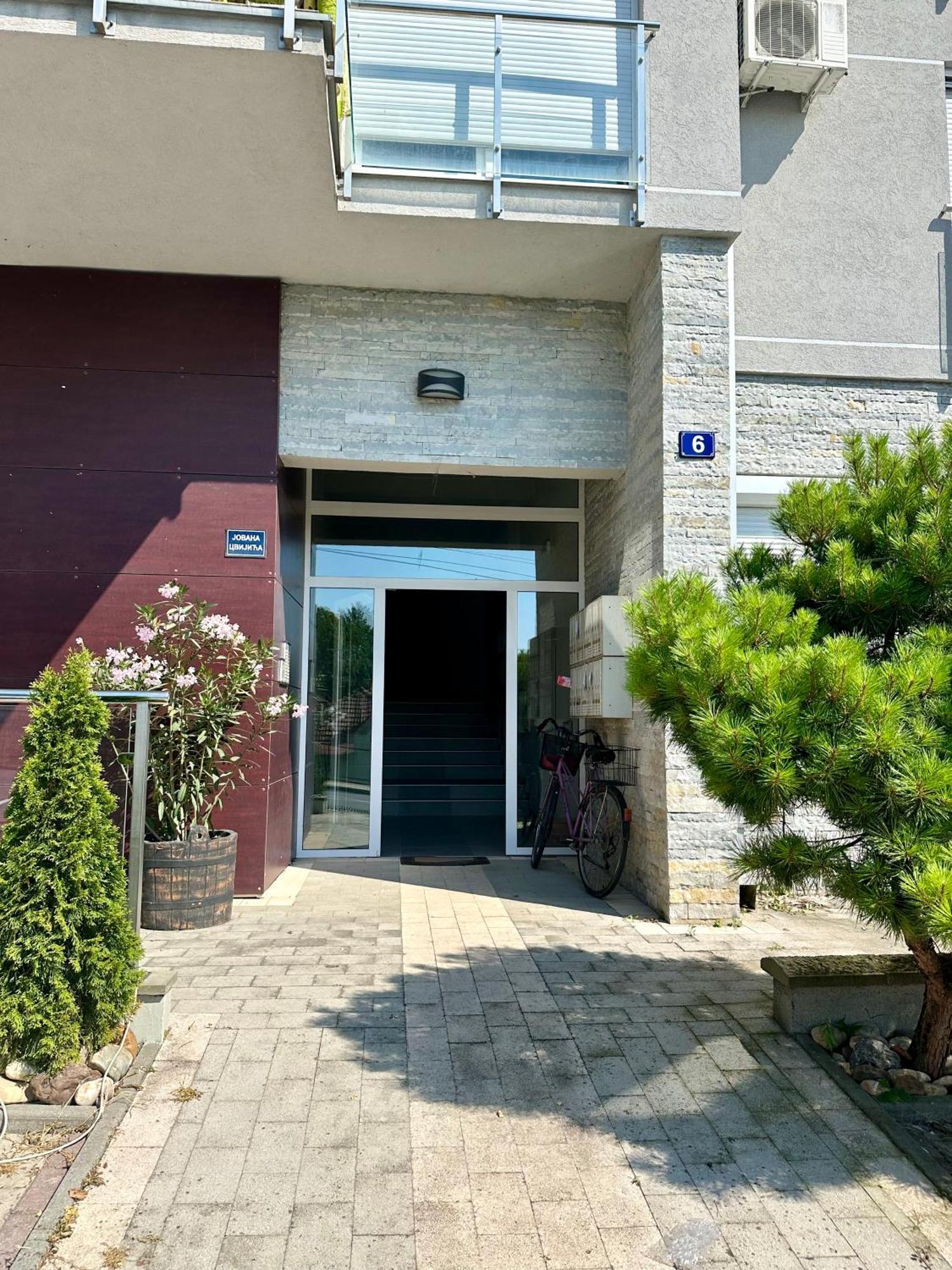 Apartman Floresta - In Front Of Japanese Garden, Enchanting Nature View, Spotless And Cozy Vrnjačka Banja Exterior foto